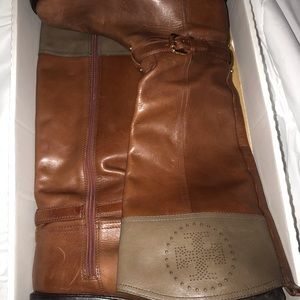 Tory Burch size 10 1/2